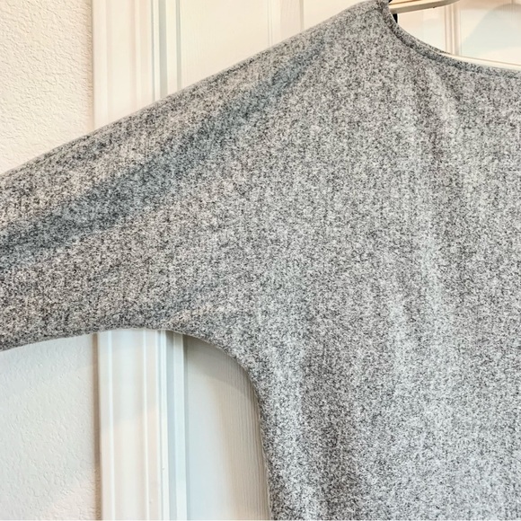 Heather Grey Soft Brushed Knit Dolman Long Sleeves Pullover Top - Picture 6 of 6